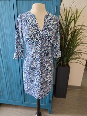 Katherine Way XS Blue Patterned Top